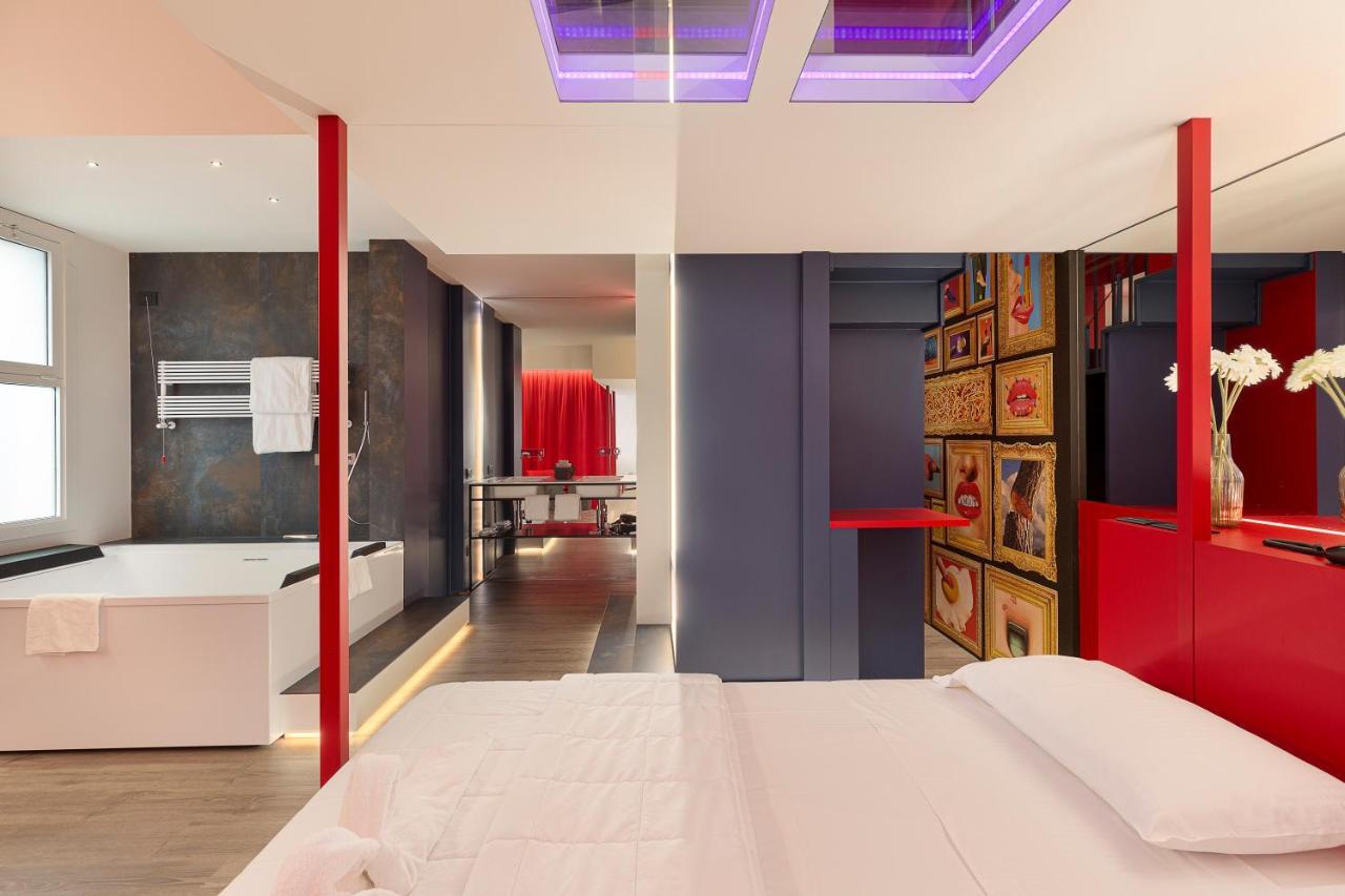 Caponago Motel Rona מראה חיצוני תמונה